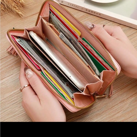 ⚠️Clearance Red Heart Pattern Wristlet Wallet & Gold Star Pendant - Picture 7 of 7